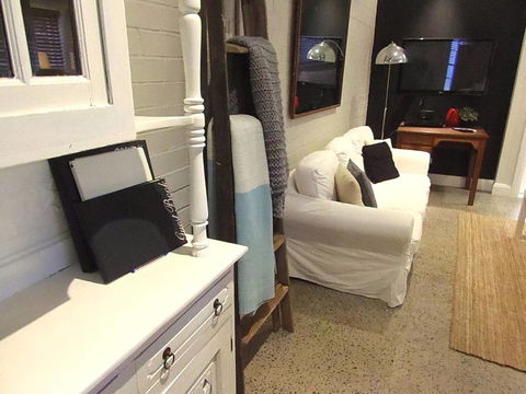 YSG The Edward Townhouse 157 - Steps To Town - Accommodation Adelaide 2