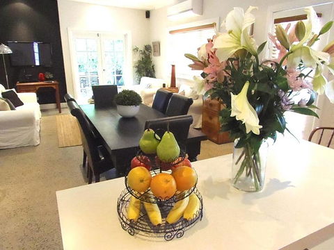 YSG The Edward Townhouse 157 - Steps To Town - Accommodation Adelaide 0