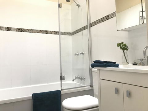 Zaara - Accommodation Adelaide 1