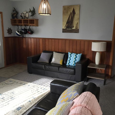 Rose Cottage Sisters Beach Accommodation - Accommodation Adelaide 3