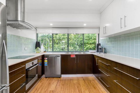 A Perfect Stay - 3 James Cook Apartments - Accommodation Adelaide 3