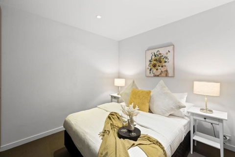 A 2BR Apt With City Views Next To Southern Cross - Accommodation Adelaide 4
