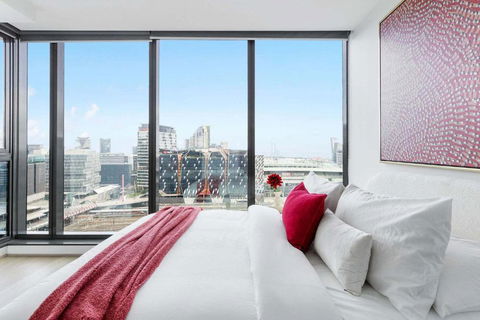 A 2BR Apt With Harbour Views And FREE Parking - Accommodation Adelaide 1