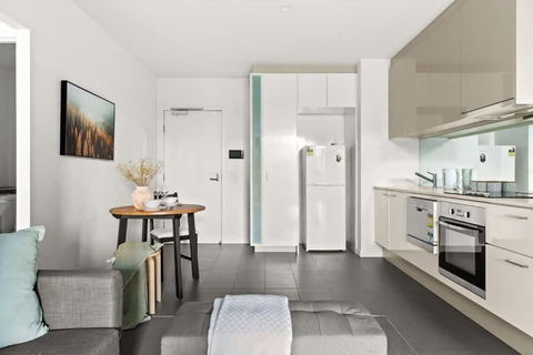 A Central Apt Right Next To Southern Cross - Accommodation Adelaide 3