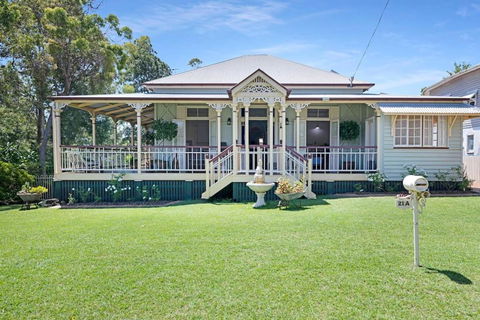 A Charming Queenslander - Accommodation Adelaide 4