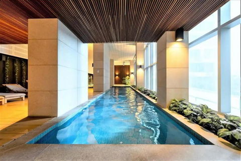A Chic & Lovely 2BR Apt CBD With City Views - Accommodation Adelaide 2