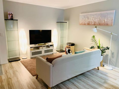 A Cosy And Peaceful Apartment In The Heart Of Yandina - Accommodation Adelaide 0