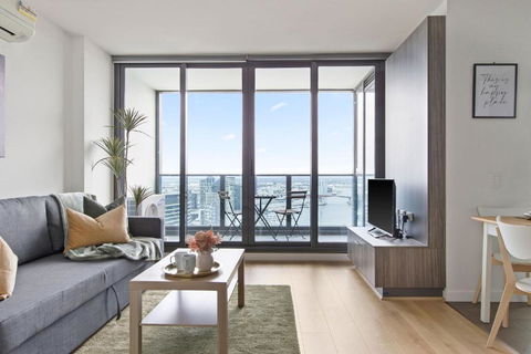 A Cozy 2BR Apt With Harbour Views FREE Parking - Accommodation Adelaide 2