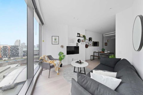 A Cozy Apt Right Next To Southern Cross Station - Accommodation Adelaide 0