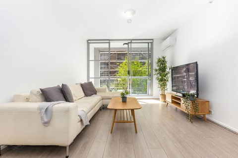 A Cozy & Modern Studio Right Next To Darling Harbour - Accommodation Adelaide 0