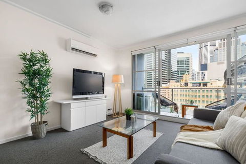 A Modern Apt City Views Next To Darling Harbour - Accommodation Adelaide 2