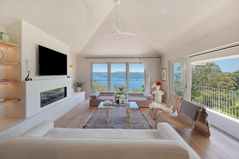 A Slice Of Paradise, Newly Transformed Avalon House With Breathtaking Views - Accommodation Adelaide 2