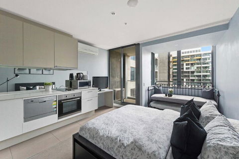 A Stylish Studio Right Next To Southern Cross - Accommodation Adelaide 0