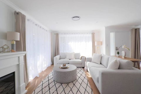 Abbey House - 3BR/sleeps 8 - South Leura - Accommodation Adelaide 0