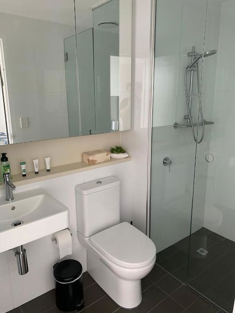 Absolute Waterfront Darwin - 1 Bedroom Apartments Over The Water - Accommodation Adelaide 3
