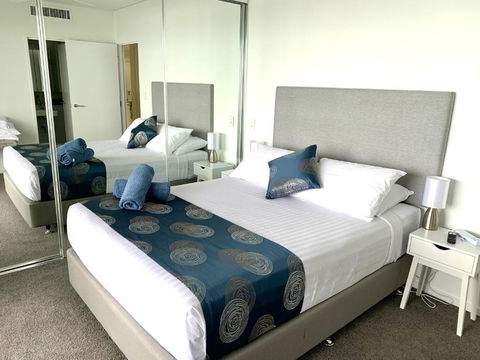 Absolute Waterfront - Tropical Oasis Over The Water - Accommodation Adelaide 3