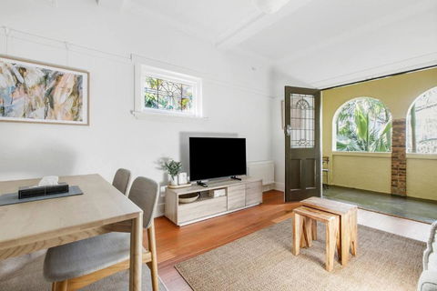 Acland Art Deco - Coastal Chic By St Kilda Beach - Accommodation Adelaide 4