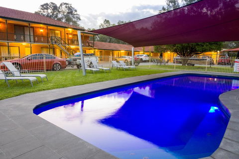 Advance Motel - Accommodation Adelaide 0