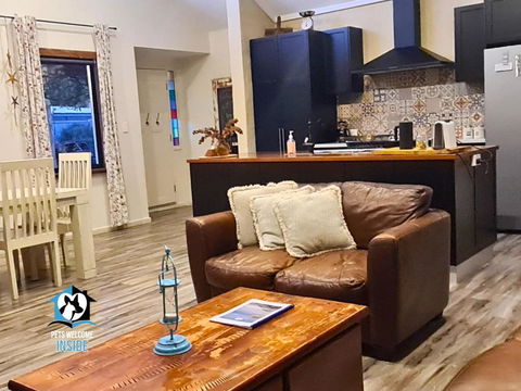 A Beautiful New Property, Walking Distance To The Beach In Esperance WA! - Accommodation Adelaide 1