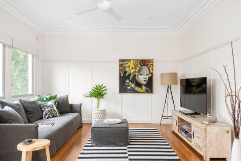 A Perfect Stay - The White Rabbit - Accommodation Adelaide 2