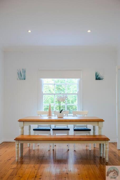 Aircabin - Beecroft - Sydney - 3 Bed Holiday House - Accommodation Adelaide 3