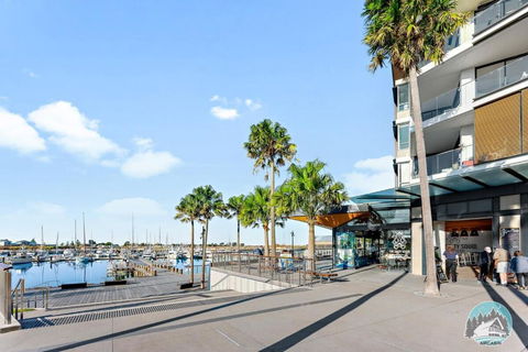 Aircabin - Shell Cove - Next To Marina - 2BR Apt - Accommodation Adelaide 0