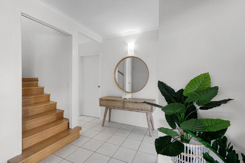 Airlie Views - Accommodation Adelaide 4