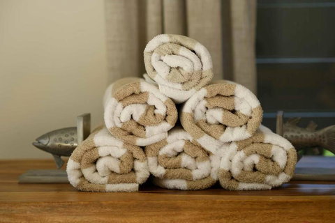 Alani - Absolute Beachfront - Sleeps Up To 10 - Accommodation Adelaide 3