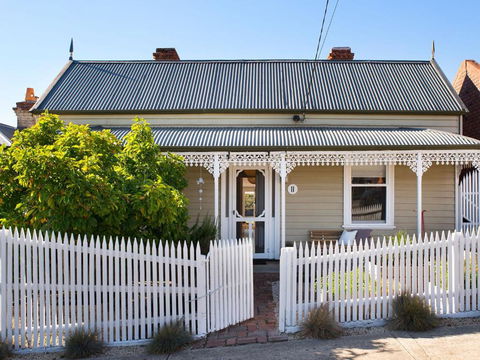 Albert Cottage - Accommodation Adelaide 0