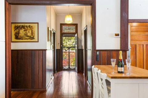 All Decked Out, Fremantle - Accommodation Adelaide 0