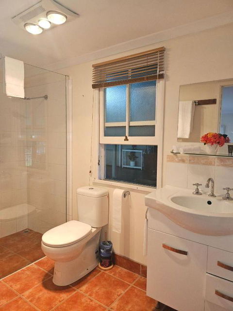 Amamoor Lodge - Accommodation Adelaide 1