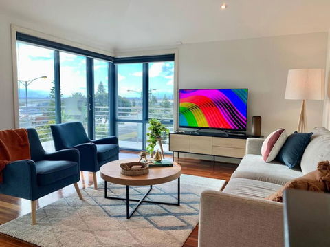 Amazing Beachfront & City Views 2 Bed 2 Bathroom - Accommodation Adelaide 1