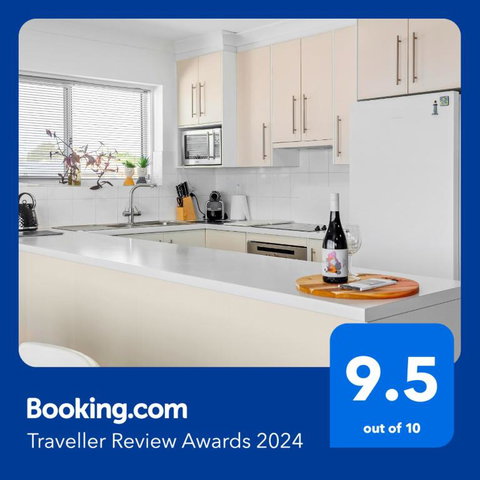 Amazing Ocean Views At This Exclusive 4 BR Holiday Home - Accommodation Adelaide 3