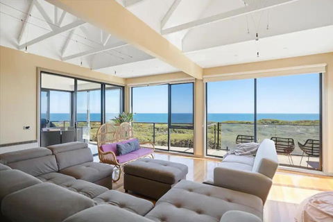 Amazing Views By Ready Set Stay - Accommodation Adelaide 0