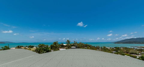 Ambience Of Airlie - Airlie Beach - Accommodation Adelaide 3