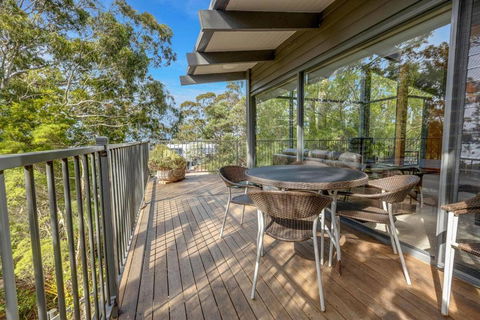 Anchorage Views - Accommodation Adelaide 1