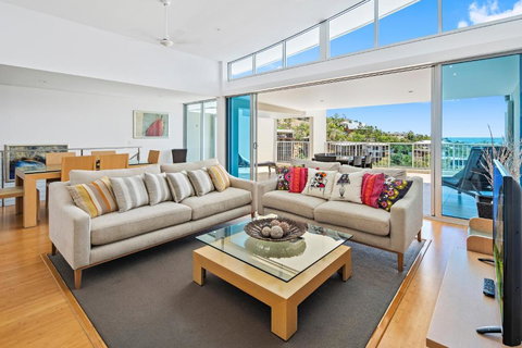 Airlie Beach Townhouse - Accommodation Adelaide 1