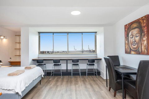 Apartment 201 - Fremantle Studio Apartment With Ocean And Harbour Views - Accommodation Adelaide 0