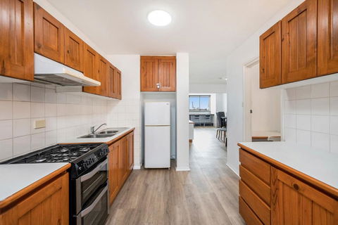 Apartment 201 - Fremantle Studio Apartment With Ocean And Harbour Views - Accommodation Adelaide 2