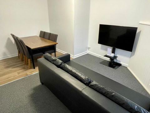 Apartment In The Centre Of Cooma - Accommodation Adelaide 0