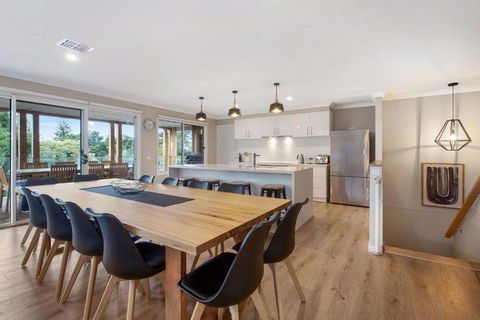 Apollo Grand - Accommodation Adelaide 1