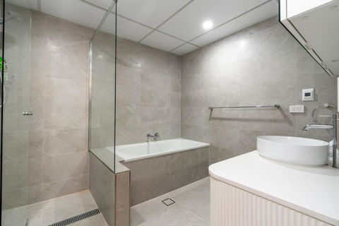 Apt In Kingston - 10min To Lake Burley Griffin - Accommodation Adelaide 3