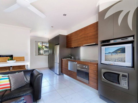 Aqua Apartment 1 - Accommodation Adelaide 2