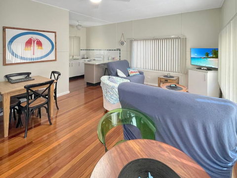 Aqua Cottage - Accommodation Adelaide 3