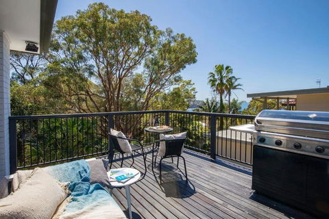Aqua Vistas - Coastal Gem With Serene Spa Experience - Accommodation Adelaide 2