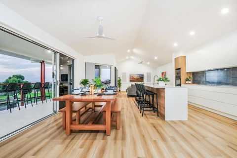 Aquatic Abode - Accommodation Adelaide 0
