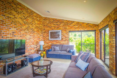 Aquila - Accommodation Adelaide 3