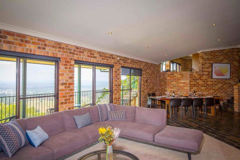 Aquila - Accommodation Adelaide 1