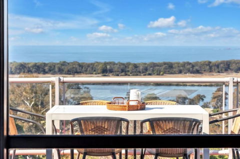 Arrawong - Accommodation Adelaide 1