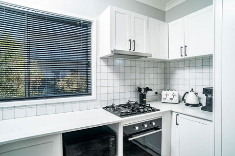 Aspect 2 8 Poley Cow - Accommodation Adelaide 4